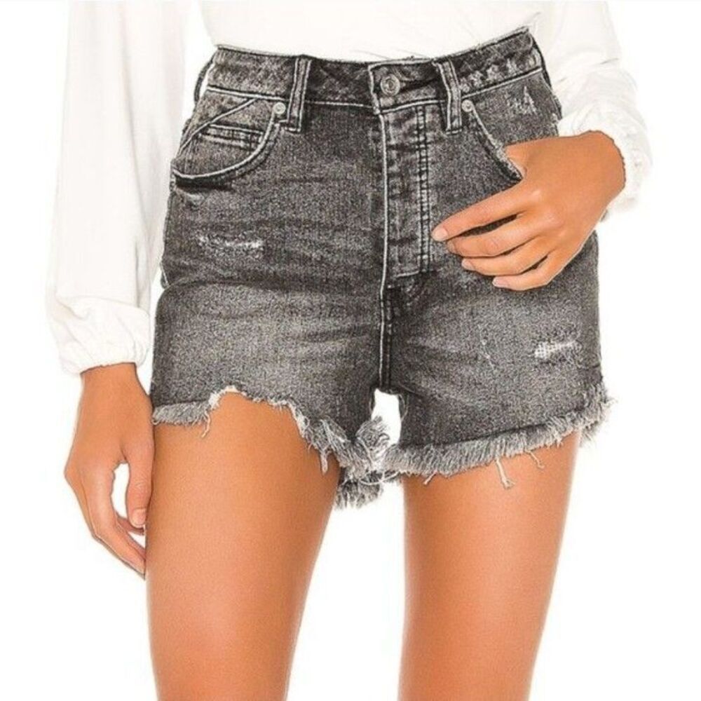 Free People We The Free Crvy Vintage High Rise Jean Short in Black Size 27